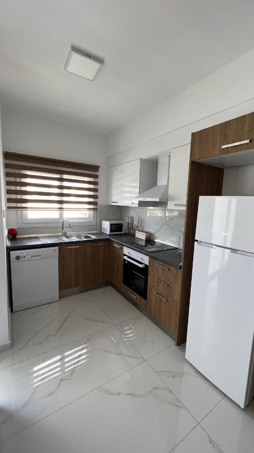 Tetris Apartment Spacious Comfortable Nicosia Exterior foto