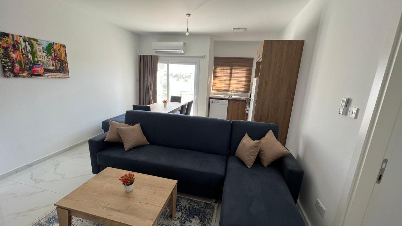 Tetris Apartment Spacious Comfortable Nicosia Cameră foto