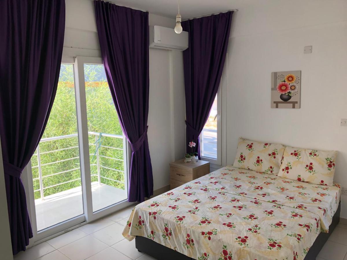 Tetris Apartment Spacious Comfortable Nicosia Exterior foto